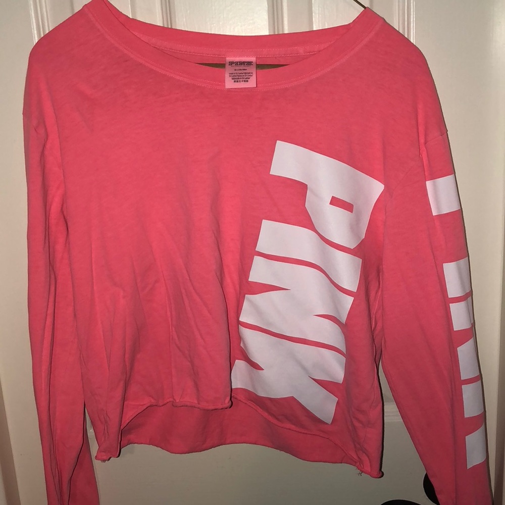 Victoria’s Secret PINK long sleeve crop top